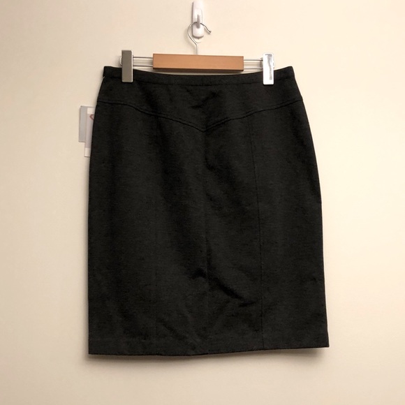 NWT Ellen Tracy Stretch Pencil Skirt, Size M - Picture 2 of 7